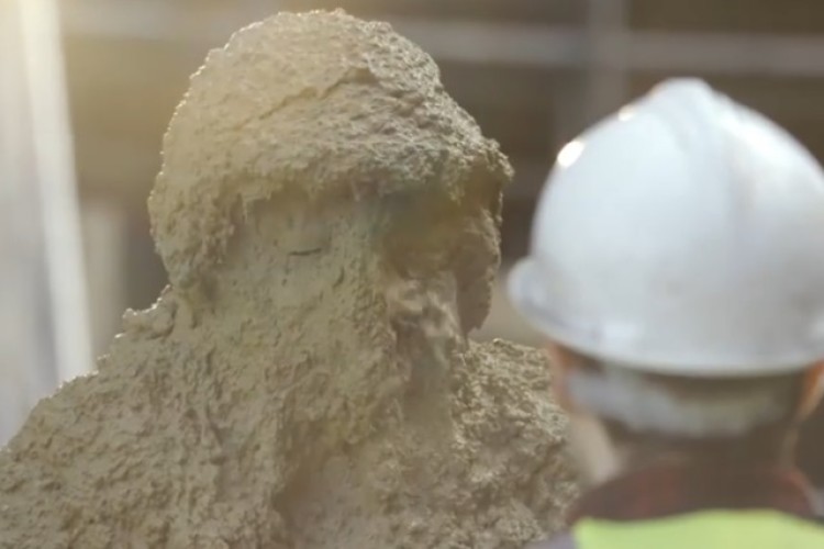 Gary Lineker, hilariously covered in wet concrete