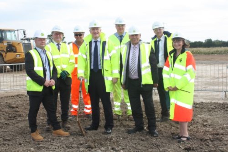 Transport minister Andrew Jones joins some people from Balfour Beatty, Central Bedfordshire Council and the South East Midlands Local Enterprise Partnership for a photo opportunity