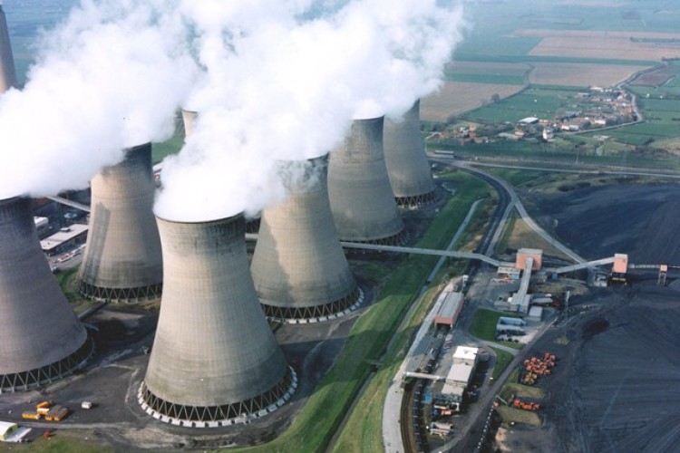 Fly ash from Ratcliffe power station reduces the carbon content of concrete