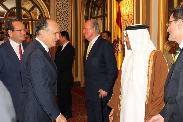 Juan Bejar with King Juan Carlos of Spain and the Crown Prince of Bahrain, Salman bin Hamad bin Isa Al Khalifa