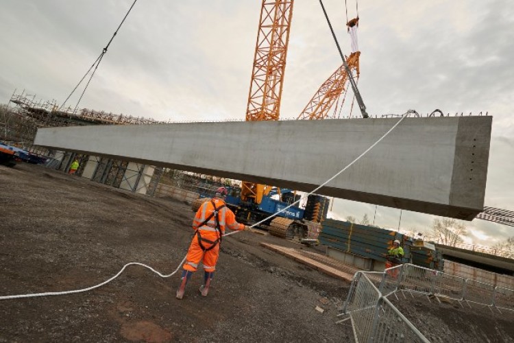 A concrete beam has been lifted into place at the Bridgewater junction in Runcorn as part of Mersey Gateway project works