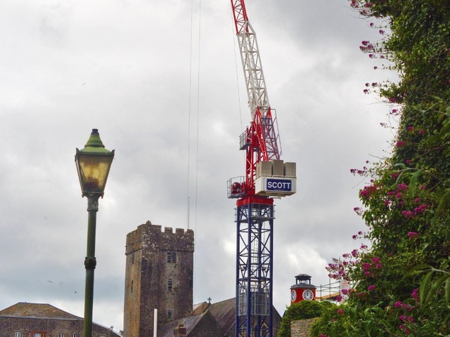 Bennetts provides heavy lifting to the redevelopment of Pembroke Castle’s visitor centre
