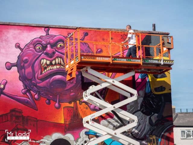 Snorkel UK supports street artists tribute mural for Covid-19 charity 