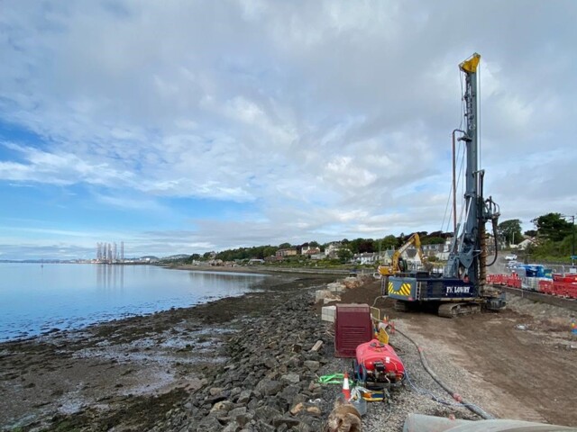 FK Lowry delivers piling on Scottish flood alleviation project