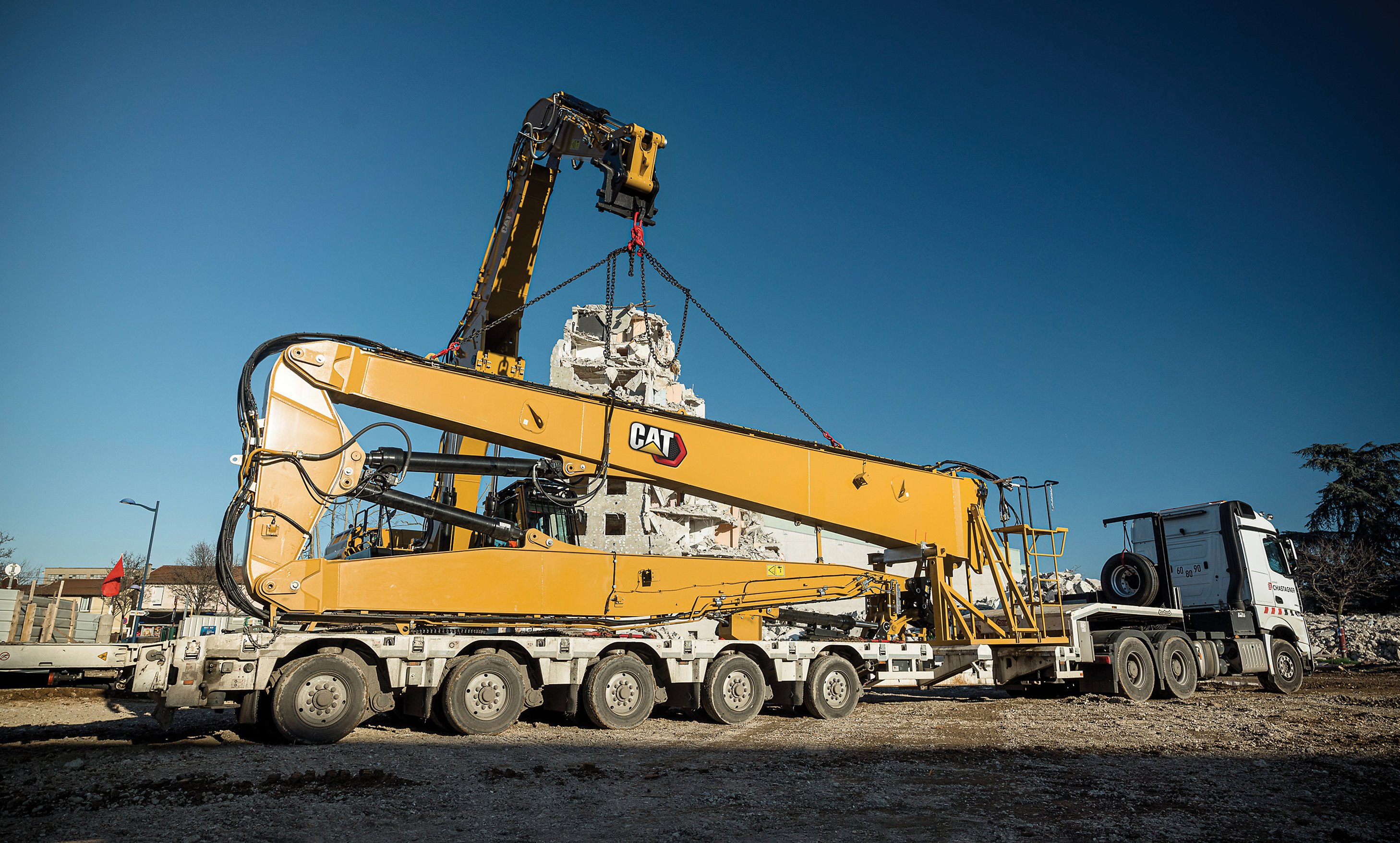 Cat introduces Ultra High Demolition machine