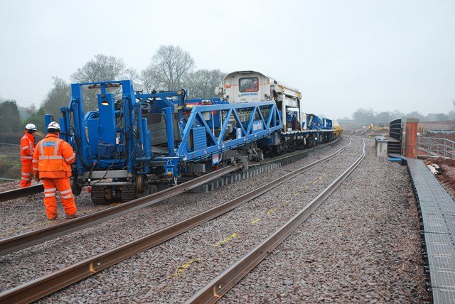 Staffs Alliance breaks track laying record