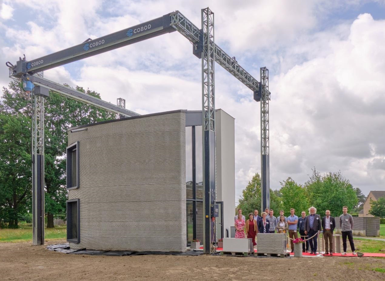 Europe's largest 3D concrete printer builds two-storey house - 1594279954 09jul20 Kampc