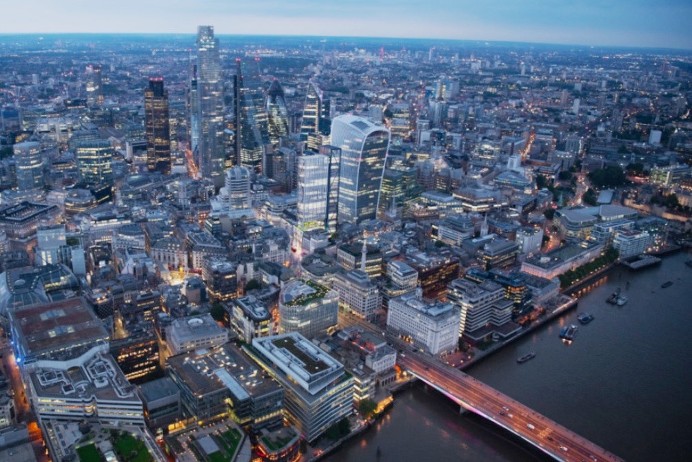 Housing up, overseas investment down, in Q1 2026