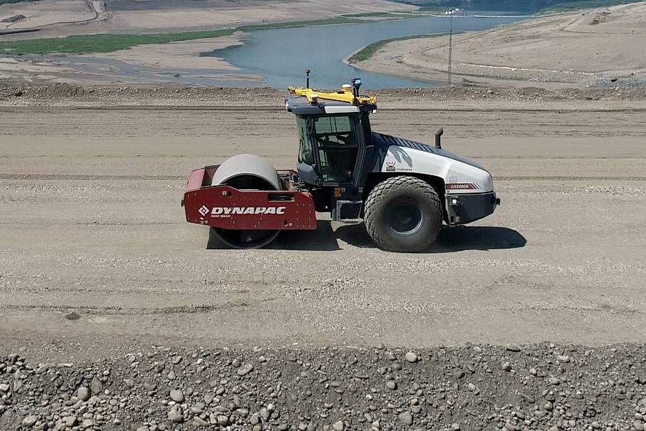Self-driving soil compactors take a step closer to market