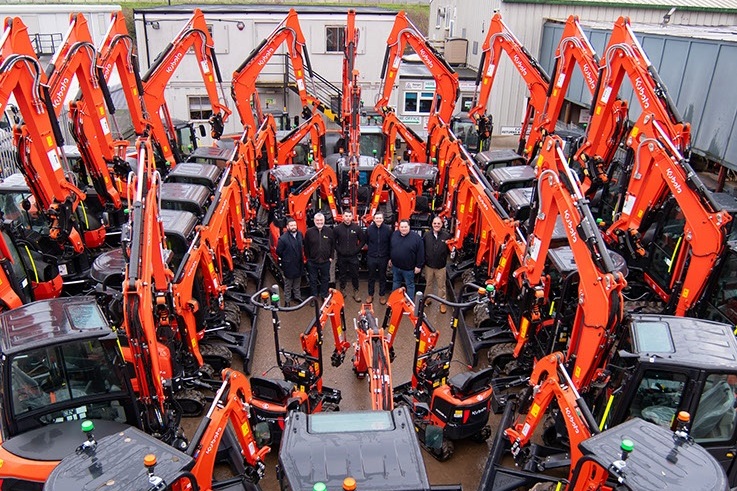 GGH Hire places big Kubota order