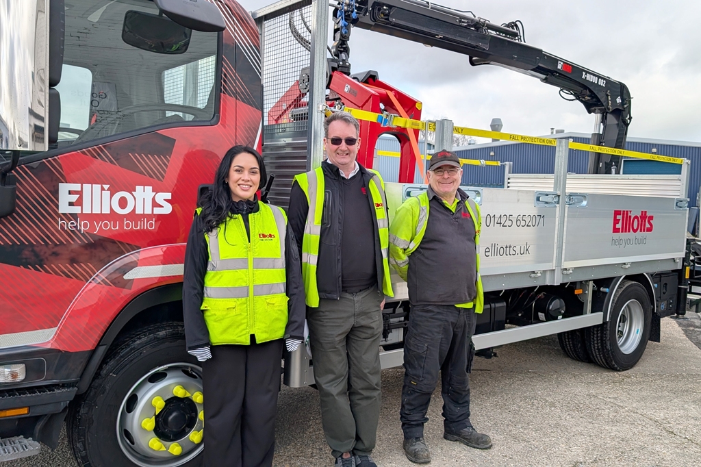 Elliotts thinks small for rural deliveries