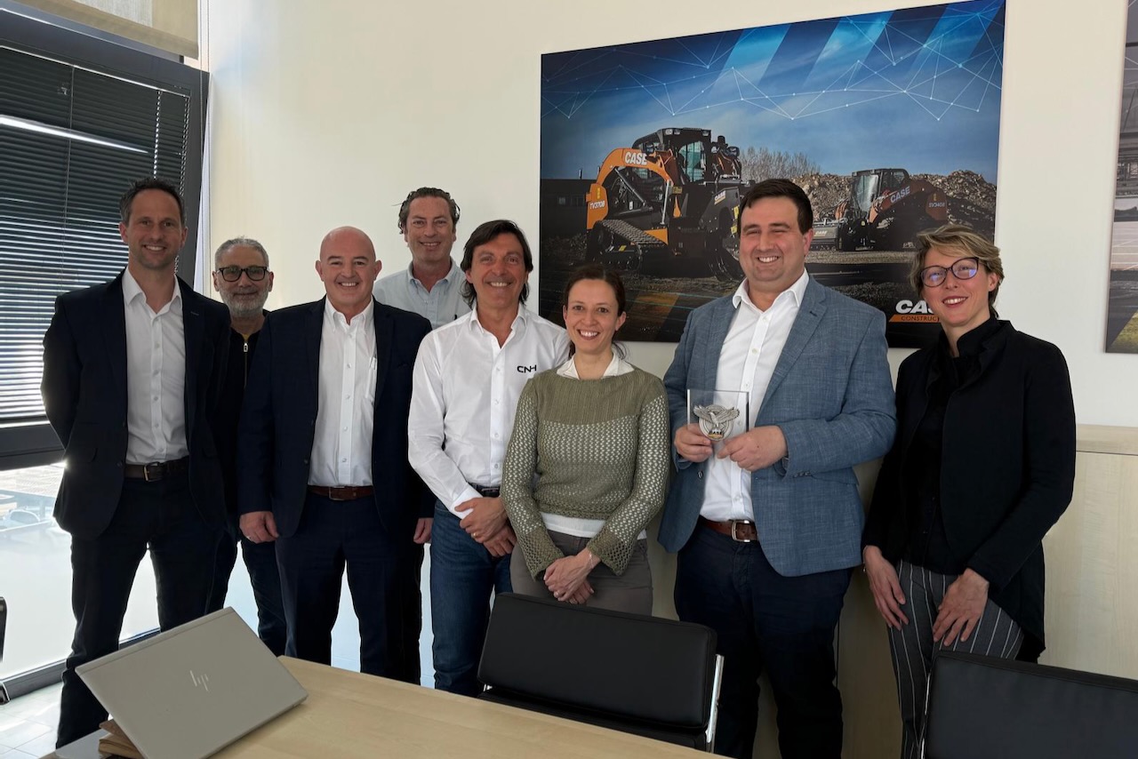 Case picks Ernest Doe