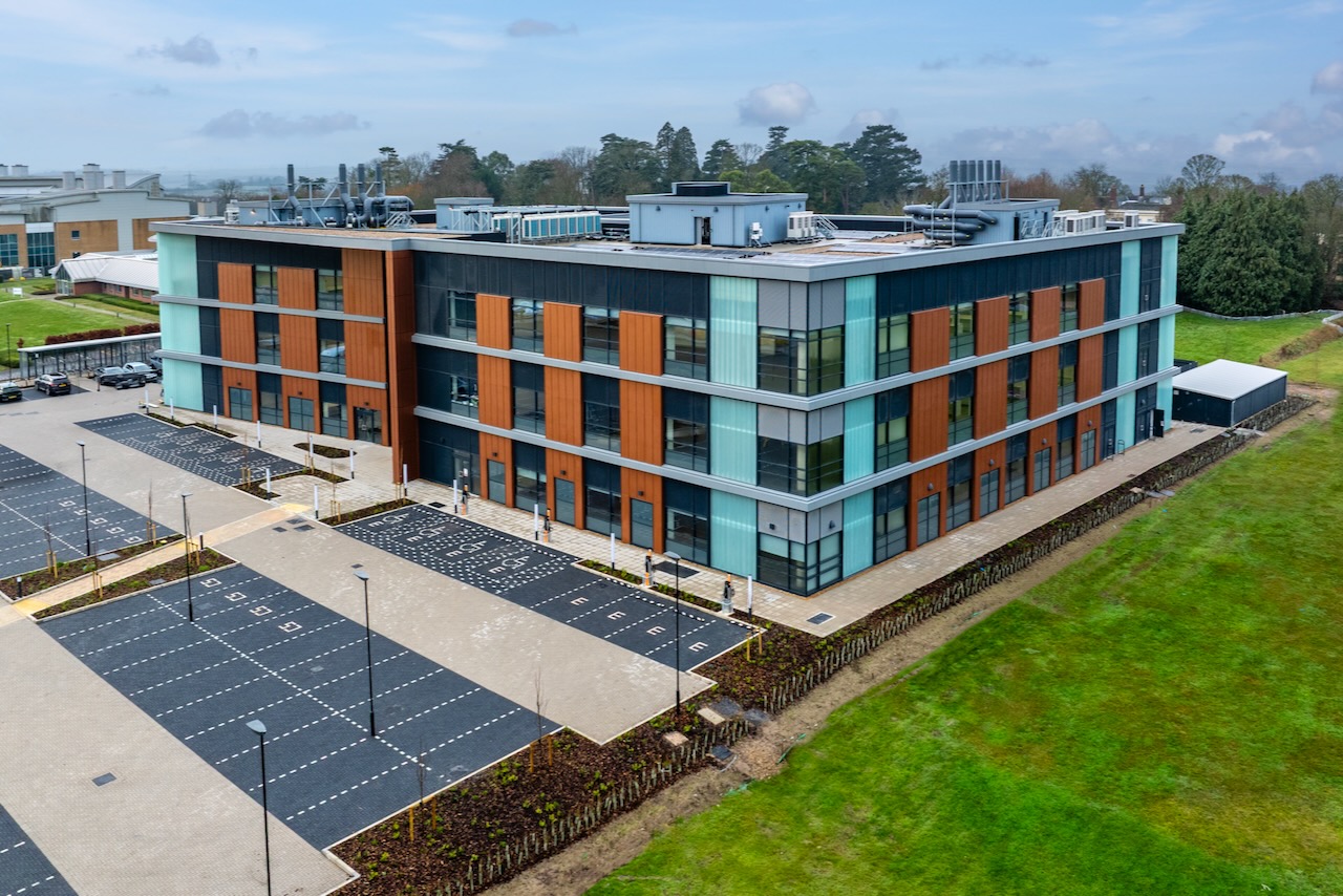 Glencar completes life sciences research centre