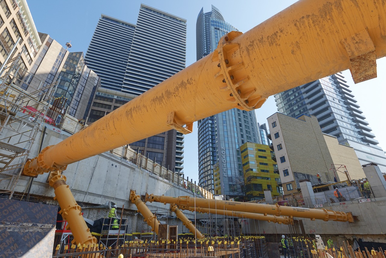 Support installed for Canary Wharf basement