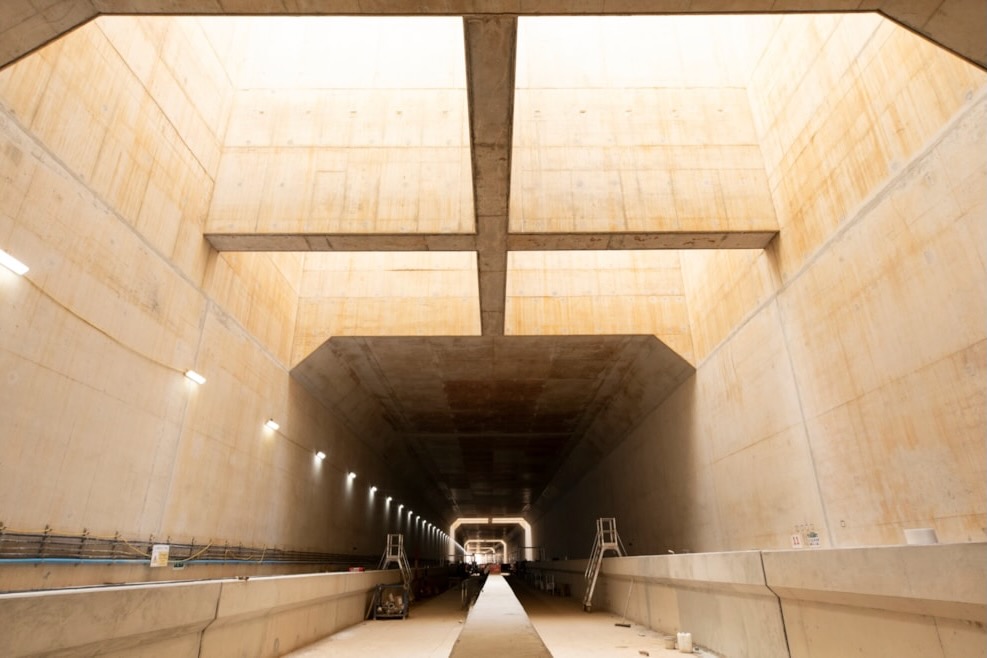 HS2 completes 'green' tunnel