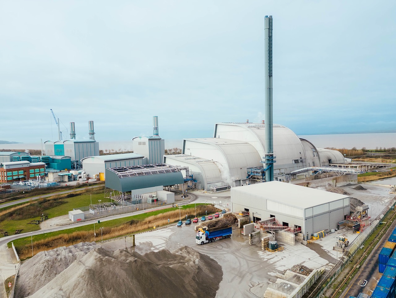 MukAway signs Blue Phoenix deal
