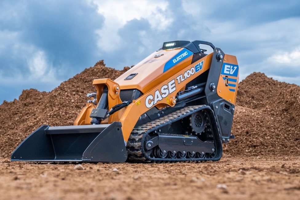 Case expands compact range