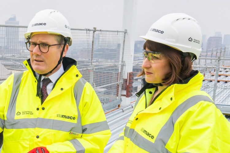 Sir Keir Starmer (left) and Rachel Reeves