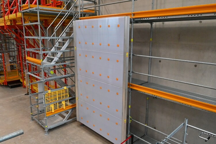 Peri Up cladding system