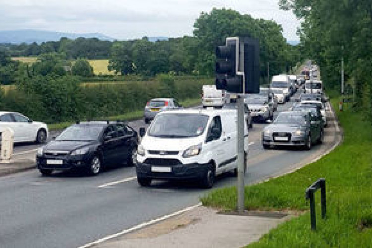 Traffic on the A585