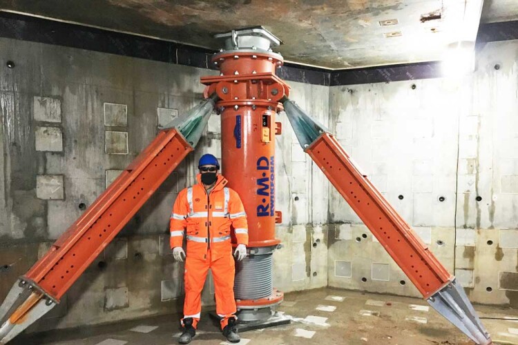 The Tubeshor system was used to support a massive precast component in Hinkley Point C's reactor building. Megashor props were used to adjust prop alignment