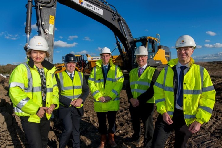 Left to right are Lucie Jones (Hewlett), Simon Bottomley (Evans), James Pitt (Evans), Peter Garrett (Keyland) and Chris Stacey (Hewlett).