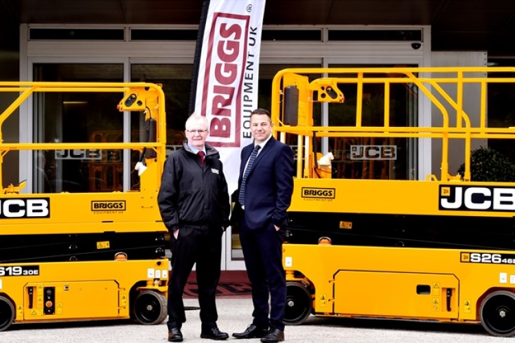 Briggs Equipment national rental manager Allan Parsons and Mark Roberts from Gunn JCB 