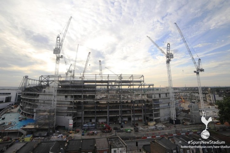 HTC cranes could grind to a halt at the new Spurs stadium, Unite says