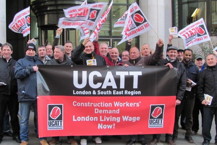 Ucatt members protesting outside LandSec offices in February 2015
