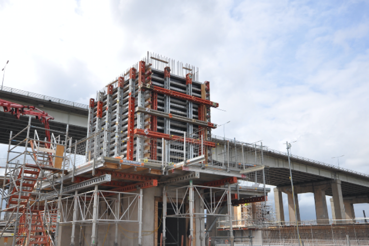 The formwork was assembled beneath M60