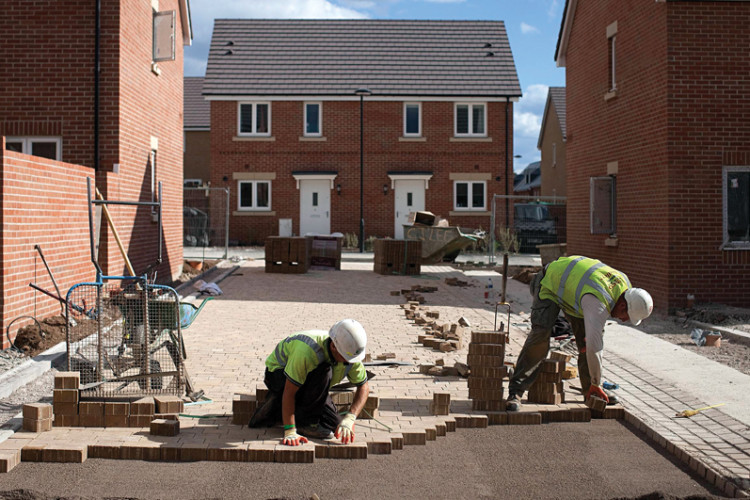 Private housing starts are forecast to rise 7.0% in 2015 and 5.0% in 2016