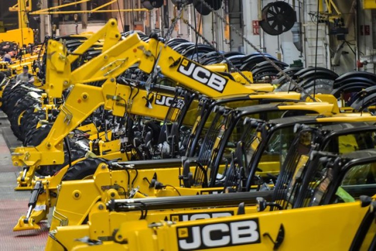 JCB's worldwide factories produced more than 64,000 machines in 2014 (2013: 66,227)