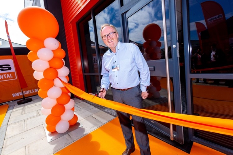 Managing director Chris Haycocks cuts the ribbon to open Boels' new Liverpool store