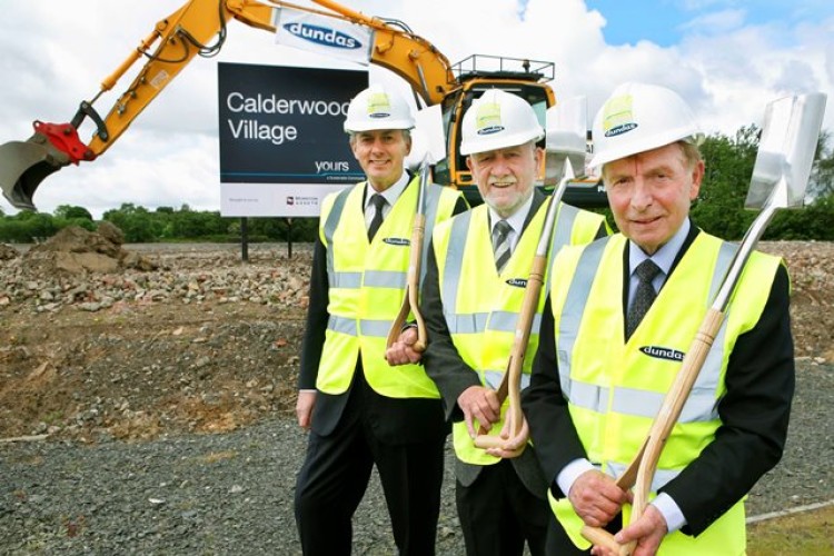 Dundas md John Campbell, North Lanarkshire Council leader Jim McCabe and Sir Tom Farmer