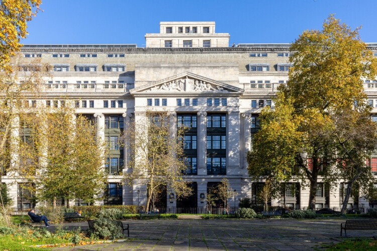 Victoria House in Bloomsbury Square 