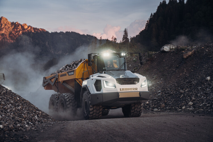 The new TA 230 Litronic articulated dump truck