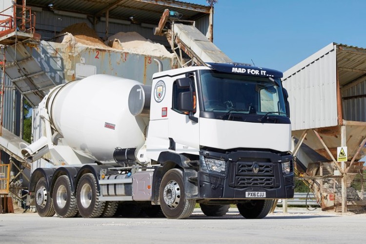 Alien Concrete & Transport has taken delivery of the UK&rsquo;s first Renault Trucks 32-tonne Range C430 Tridem 8x4 complete with a 9m&sup3; concrete mixer body