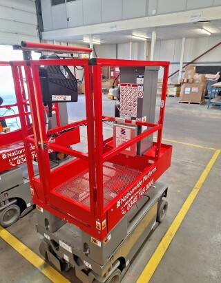 SkySiren PCS for Scissors is an intelligent secondary guarding system designed to reduce the risk of entrapment for scissor lift users