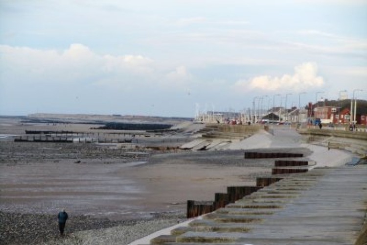 Sea defences at Anchorsholme are to be rebuilt