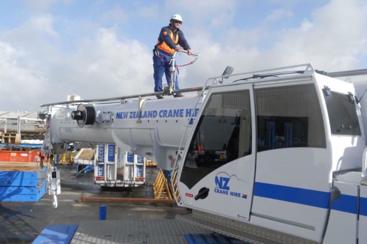 The TRAM system enables users to walk on top of the crane boom with no risk of falling.