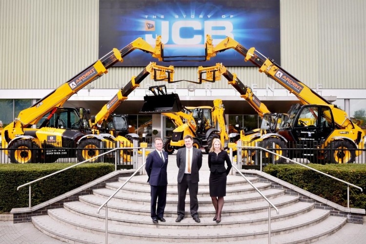 (left to right) Watling JCB managing director Richard Telfer, Ardent Hire Solutions CEO Jeremy Fish and JCB managing director global major accounts Yvette Henshall-Bell