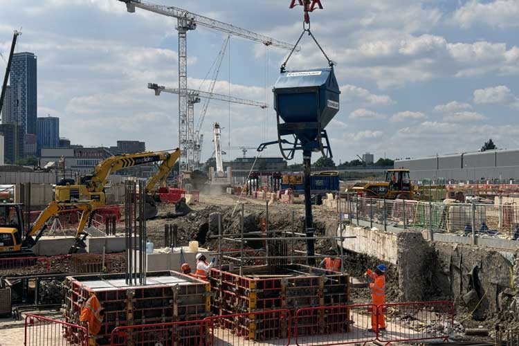 Conquip concrete skip