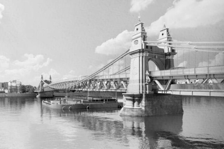 The council wants to put another deck on top of Bazalgette's Hammersmith Bridge 