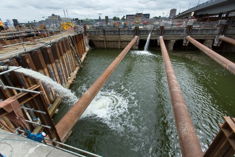 Work completed, the cofferdam is refilled