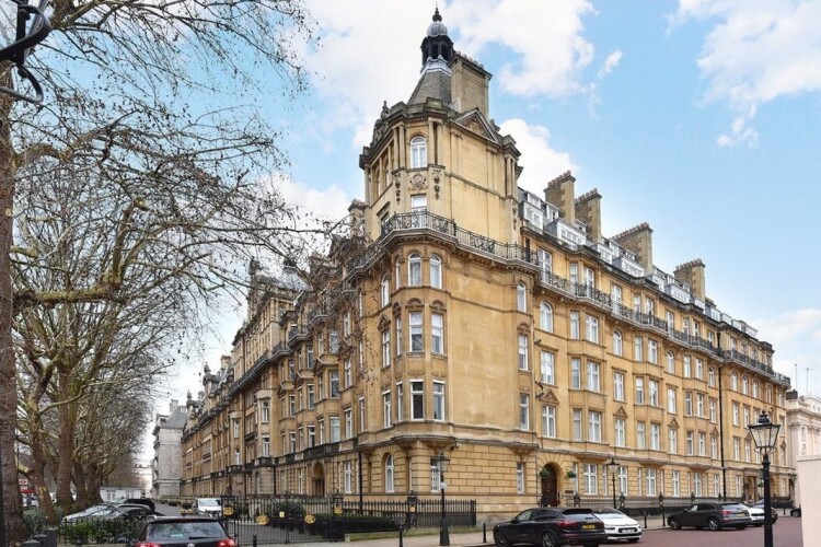 Designer Binkie Moorhead and Saudi client Mashael Alebrahim fell out over the cost of refurbishing a flat in this building on Marylebone Road 