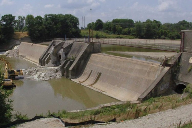 Recent projects include the removal of the Ballville Dam in the USA