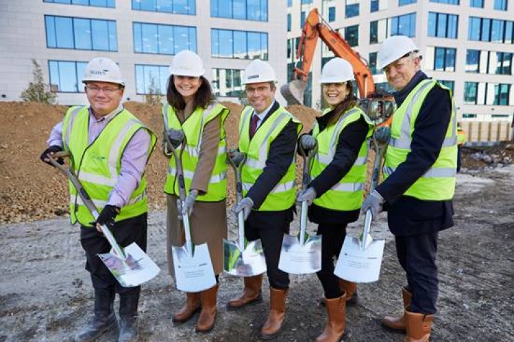 Groundbreaking photocall marks official start of works