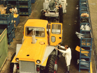 1969   the Chaseside loading shovels were in full production at Rocester by 1969