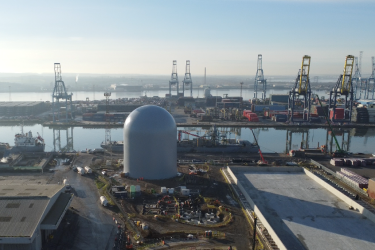 The 45-metre-high silo at Tilbury Docks will be sprayed with concrete and used to store cement
