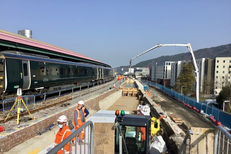 Platform 4 is being lengthened by 13 metres